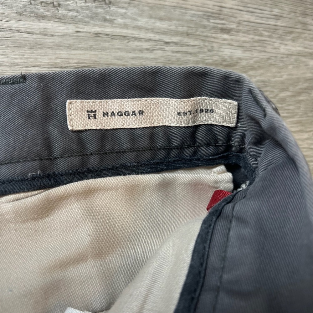 Haggar Chino Pants Mens 36x30 Gray Cotton Twill Straight Leg Casual Workwear - Picture 4 of 10
